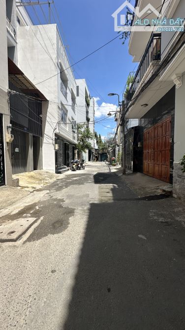 🏠QUẬN 7 NHÀ MỚI 4 TẦNG – HẺM Ô TÔ TRÁNH – NGAY TRUNG TÂM Q7 – GIÁ CHỈ 10.5 TỶ! , - 1
