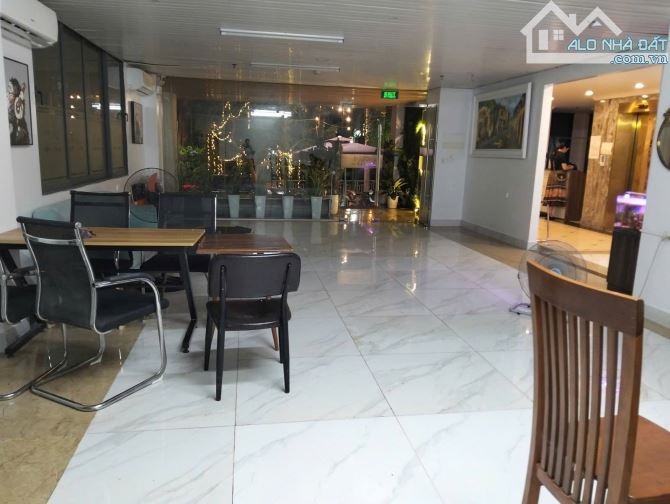 BÁN NHÀ TRỤC CHÍNH BỜ SÔNG SÉT. NHÀ 8 TẦNG . MT 13M. DT 214M . ĐẢNG CẤP NHẤT KHU VỰC - 1