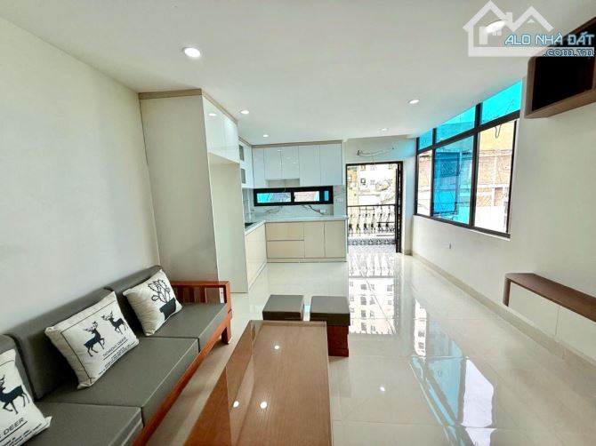 Nhà mặt phố Bùi Xương Trạch,DT 32m, 6 tầng thang máy, kinh doanh sầm uất ngày đêm - 1