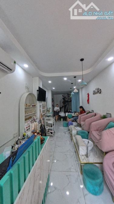 🔥 GIẢM GẦN 1 TỶ – MẶT TIỀN NGANG KHỦNG 6.1M NGAY CHỢ LỚN chỉ 🔟 tỷ còn TL! - 1