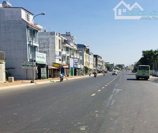 BIỆT THỰ KHU PHÂN LÔ VIP - HÀNG XÓM GLOBAL CITY. Gần chung cư Phố Đông, Phước Long B - 1