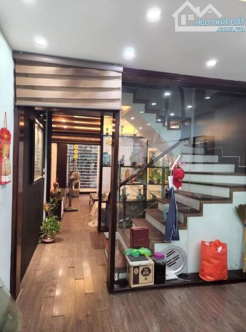PHÂN LÔ NGUYỄN VĂN HUYÊN Ô TÔ TRÁNH KINH DOANH - 56M - 17.9 Tỷ - 1