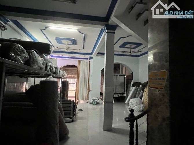 🔥BÁN NHÀ PHỐ- 2 TẦNG- LÊ DUẨN- DIỆN TÍCH KHỦNG- 200M2- TT THANH KHÊ- 11 TỶ X - 1