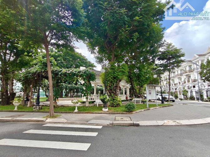 BIỆT THỰ - KHU CITYLAND - NGAY EMART PHAN VĂN TRỊ - NHÀ 5 TẦNG - 100M2 - CHỈ 26.5T TL - 1