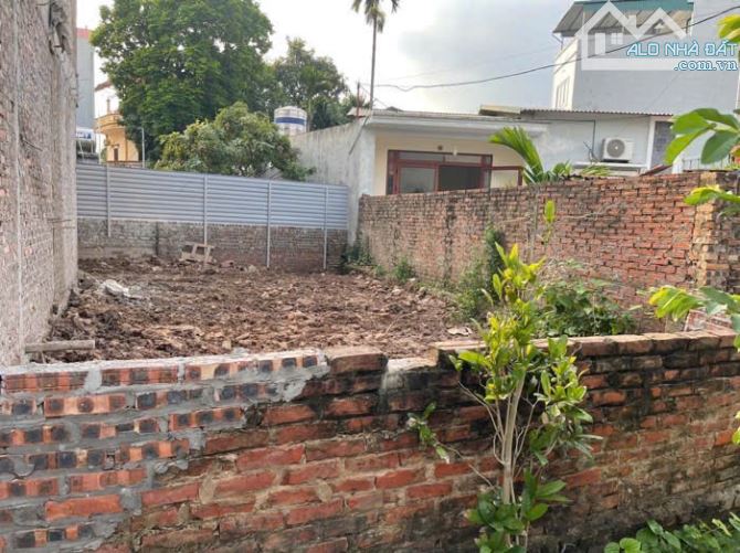 BÁN ĐẤT LIÊN MẠC 64M2, MẶT TIỀN HƠN 5M, SỔ ĐỎ, Ô TÔ QUA CỔNG, 5.15 TỶ  VẪN CÓ THƯƠNG LƯỢNG - 1