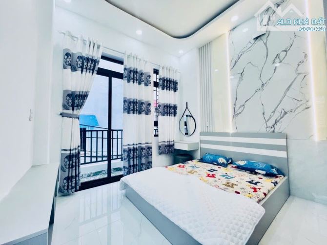 BÁN NHÀ QUẬN 7, HXH, 3 TẦNG, 100M2, NGANG 6,4M, ĐÀO TRÍ - 2