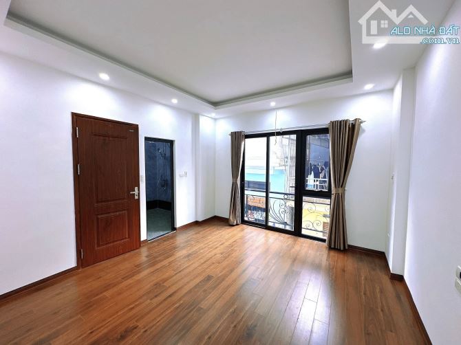 Quá Hiếm ! Nhà đẹp Láng Hạ 33m2, mới kính kong, thoáng sáng, TK hiện đại, TT Ba Đình - 2