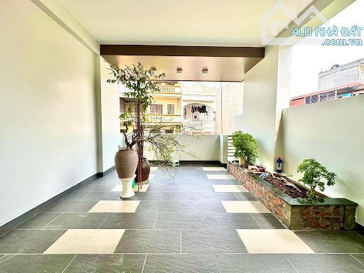 BÁN NHÀ Ô TÔ TRÁNH HOÀNG VĂN THÁI, 140M2 × 4 TẦNG, MT 7M, CHỈ 34 TỶ - 2