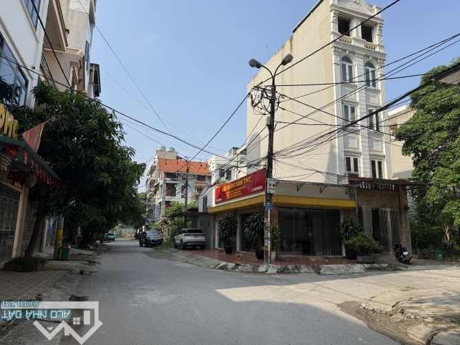 Bán đất khu phân lô Lai Xá ô tô tránh, kinh doanh. 70m2 giá đầu tư - 2