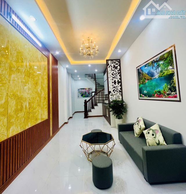 Bán nhà tổ 15 Yên Nghĩa, 35m2, 4 tầng, nội thất cơ bản, 20m ra đường ô tô, khu dân cư đông - 1