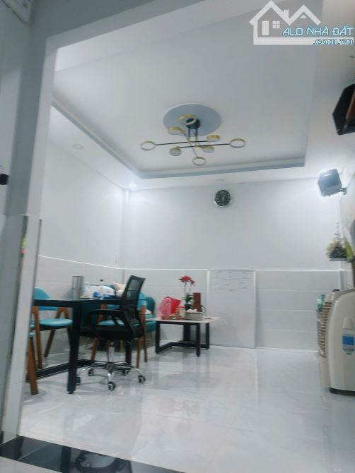 NHÀ MỚI Ở NGAY - 61M2 NỞ HẬU - 3 PHÒNG NGỦ - GẦN MẶT TIỀN - Đ.PHAN VĂN TRỊ, BÌNH THẠNH - 2