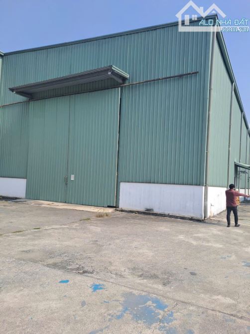Bán nhà xưởng khu công nghiệp Quang Minh - huyện Mê Linh: Giá siêu rẻ chỉ có 6,9 triệu/m2. - 2