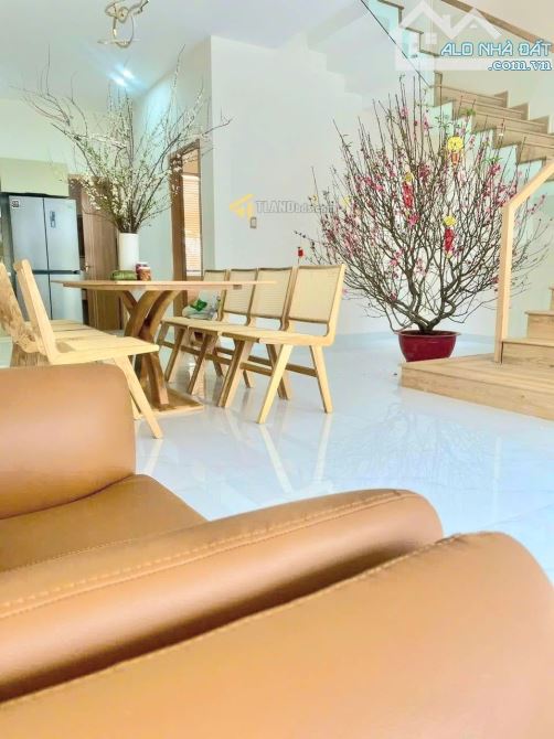 🏡 BÁN KHÁCH SẠN ĐƯỜNG Ô TÔ LỚN TRẦN ANH TÔNG - CÁCH HỒ XUÂN HƯƠNG CHỈ 1.5KM - 2