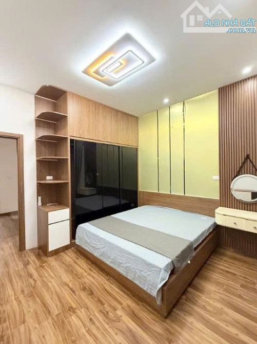 BÁN NHÀ LIÊN MẠC_THƯỢNG CÁT_Ô TÔ ĐỖ CỬA, NGÕ TO, 38M2X4T, NHIỀU NGỦ, NHỈNH 5 TỶ - 2