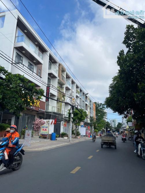 SIÊU PHẨM- ĐẤT MẶT TIỀN KINH DOANH KHUTÊN LỬA - KO LỘ GIỚI - XÂY 6 TẦNG -125M2 - CHỈ 11.7Ỷ - 2