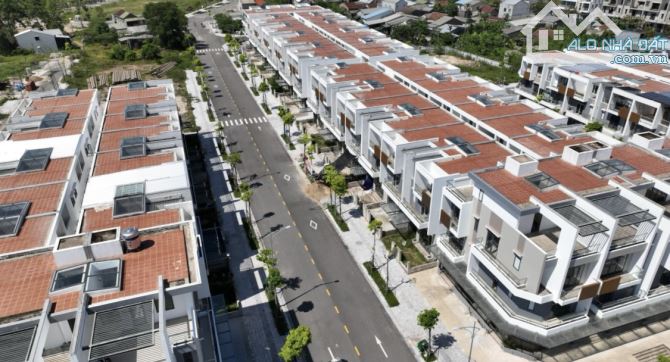 Căn Shophouse 4 tầng BGI mặt tiền Hoàng Quốc Việt - 2