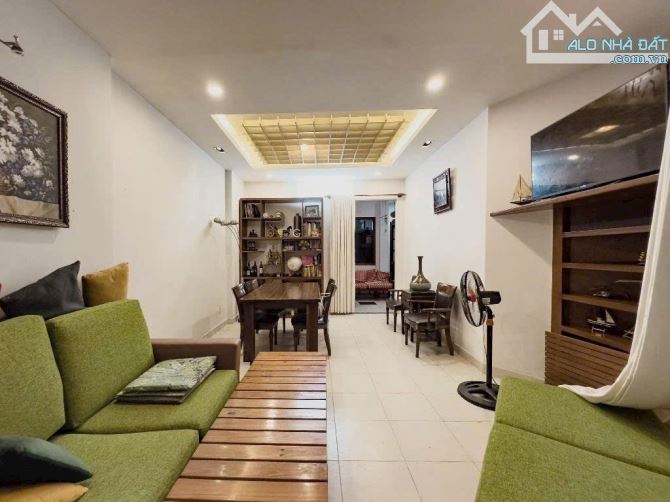 KHU PHÂN LÔ CAO CẤP-BIỆT THỰ 2 TẦNG SIÊU ĐẸP-DT 8Mx15M NGAY CÔNG VIÊN LÀNG HOA GÒ VẤP - 2