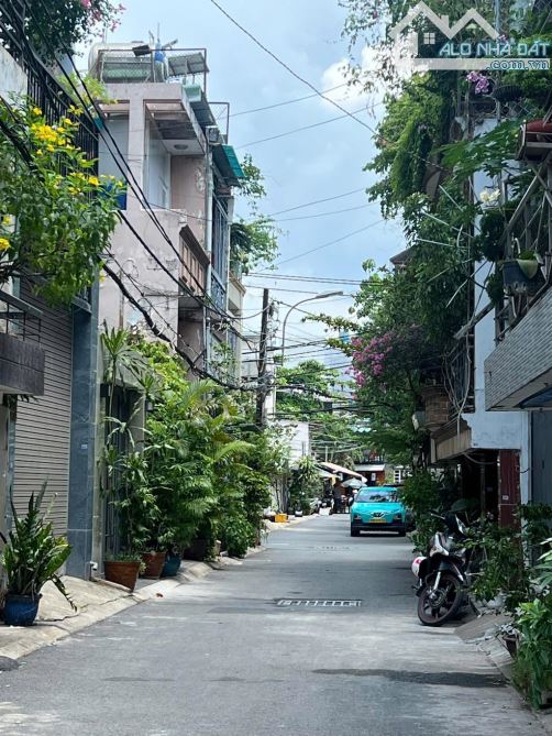 Bán CHDV Mới 130m2 - 4 Tầng- HXH- Đường Dương Đình Hội, Phước Long B, Quận 9 Gía Nhỉnh 9t. - 2