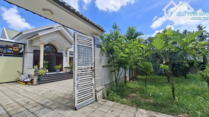 Bán Biệt thự vườn 542m2 mặt tiền Hoàng Văn Thụ, TP Quảng Ngãi - 2