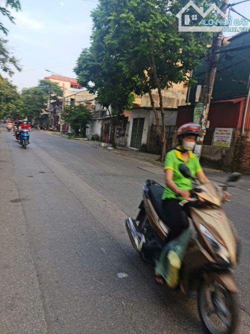 BÁN NHÀ CẤP 4 TRỤC CHÍNH – KINH DOANH ĐỈNH – NGŨ HIỆP, THANH TRÌ - 2