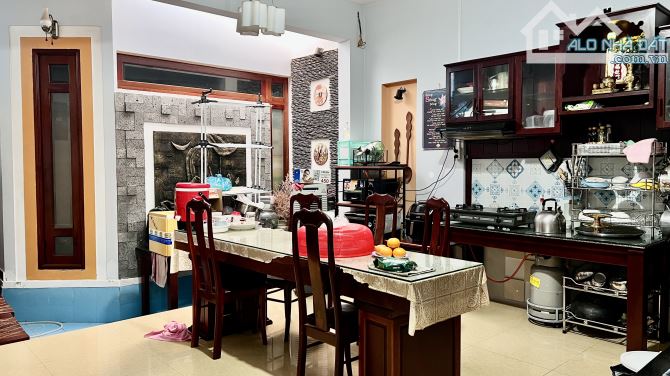 nhà siêu rộng hẻm 2 oto né nhau Nơ Trang Gưh - 4.5 - 3