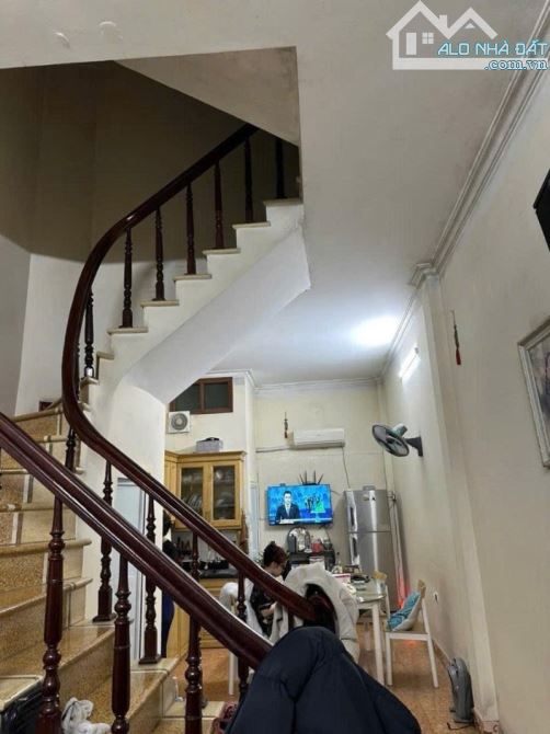 LẠC LONG QUÂN – CẦU GIẤY - GẦN HỒ TÂY – Ô TÔ – NHÀ ĐẸP 4 TẦNG – SỔ VUÔNG – 13 TỶ - 3