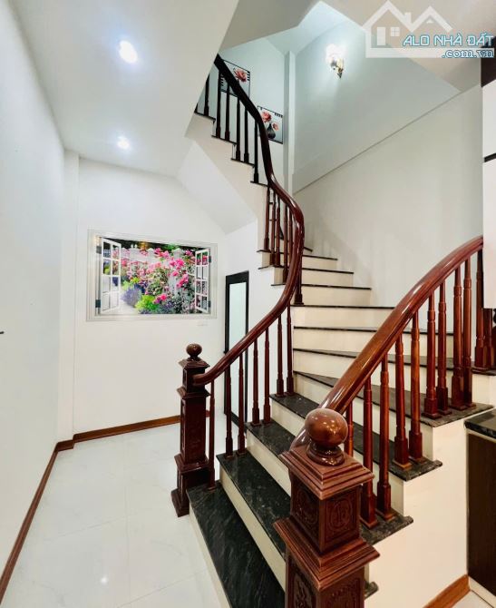 Bán nhà tổ 15 Yên Nghĩa, 35m2, 4 tầng, nội thất cơ bản, 20m ra đường ô tô, khu dân cư đông - 2
