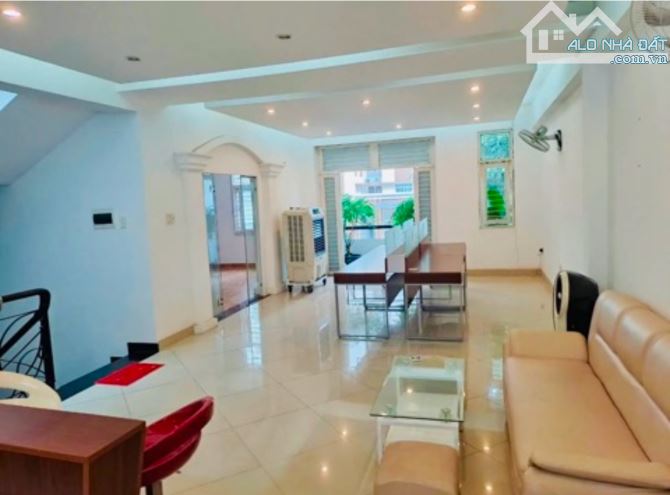 Biệt Thự Nam Long DT 8x24 – Thiết Kế 6PN – Gần Trường Quốc Tế & Siêu Thị - 28 Tỷ TL - 3