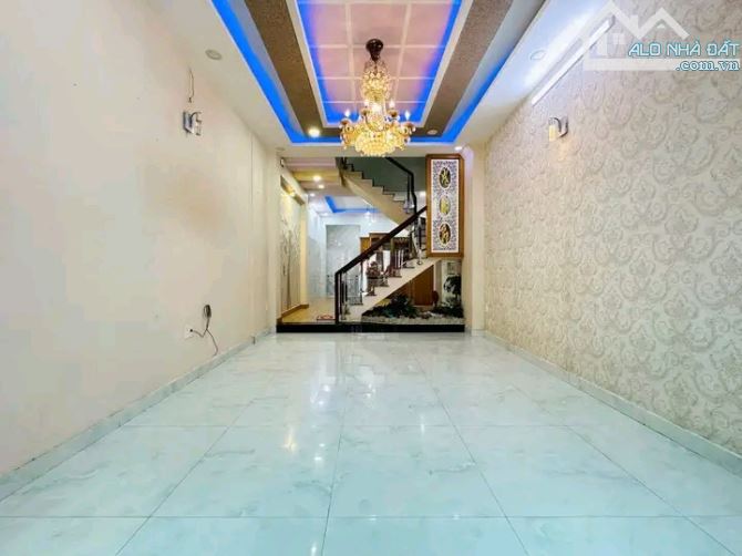 Xoay tiền bán nhà Hà Tôn Quyền, p.6, Quận 11. Giá 3,34 tỷ/56m2, hẻm xe hơi - 3