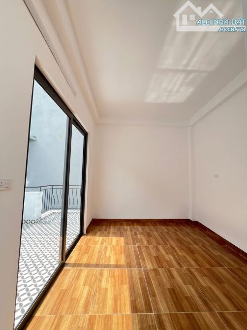 🏦NHÀ MỚI KÍNH COONG-Ô TÔ QUA CỔNG-Ở NGAY-HÀNG XÓM NGOẠI GIAO ĐOÀN-Xuân Đỉnh 5T x7.95tỷ - 3