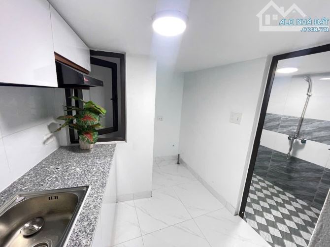 Bán tòa CCMN Triều Khúc, DT 43m2 8t thang máy 14pkk, full nội thất giá 12,2 tỷ - 3