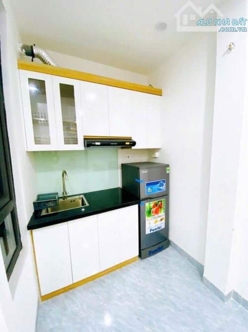BÁN CCMN CẦU GIẤY - DT 60M2, 7T - 13 PHÒNG CHO THUÊ DÒNG TIỀN 70TR/THÁNG - GIÁ 14,2 TỶ - 3