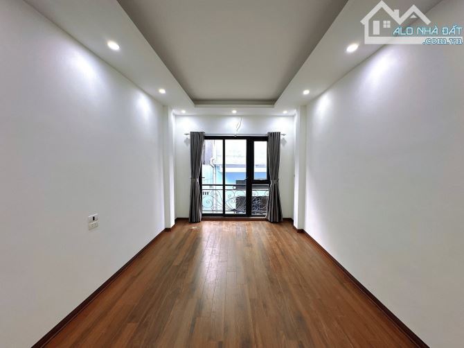 Quá Hiếm ! Nhà đẹp Láng Hạ 33m2, mới kính kong, thoáng sáng, TK hiện đại, TT Ba Đình - 4