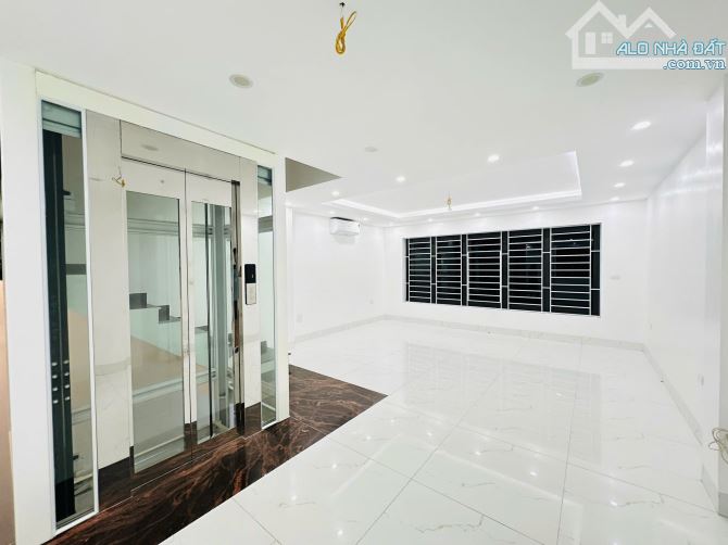 BIỆT THỰ  SÂN VƯỜN XUÂN ĐỈNH 115m 6 TẦNG MT 8m 25 TỶ THANG MÁY NỘI THẤT ĐẸP - 4