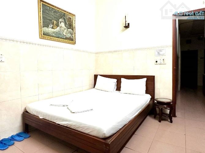 Bán khách sạn 5 tầng đường Hà Huy Giáp phường thạnh Lộc quận 12 - 4