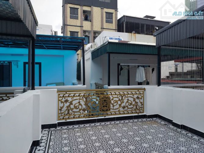 HIẾM, LÔ GÓC TRẦN DUY HƯNG 35m x 5T - NGÕ THÔNG, GẦN Ô TÔ, FULL NT Ở NGAY 8,6 TỶ - 4