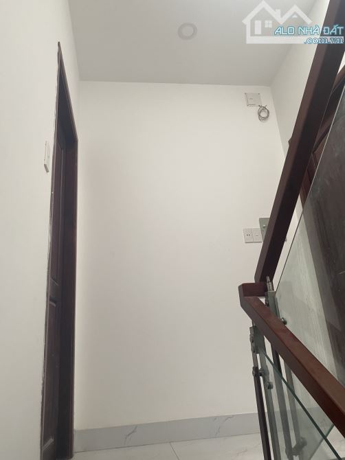 Bán gấp nhà 51m2. 4 tầng. Qlo1A. BHHB. Bình Tân. Chỉ 5.5T - 4