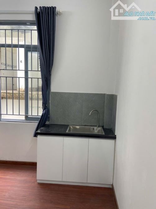 NHÀ 4 TẦNG KHU PHÂN LÔ ĐƯỜNG HÀ HUY GIÁP QUẬN 12 DÒNG TIỀN 40TR/ TH CHỈ HƠN 9 TỶ- DT 81m1 - 4
