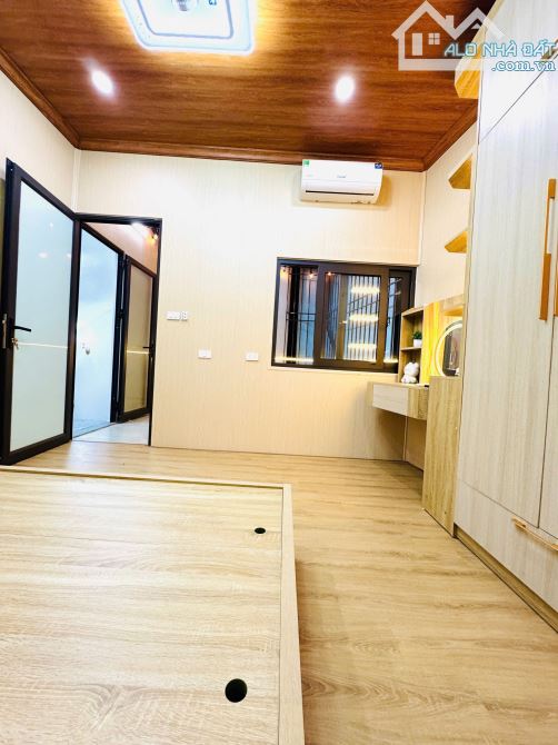 BÁN NHÀ NGUYỄN VĂN LINH, DT 58M x 4 TẦNG, CHỈ NHỈNH 6 TỶ, CỰC HIẾM TRONG TẦM GIÁ - 4