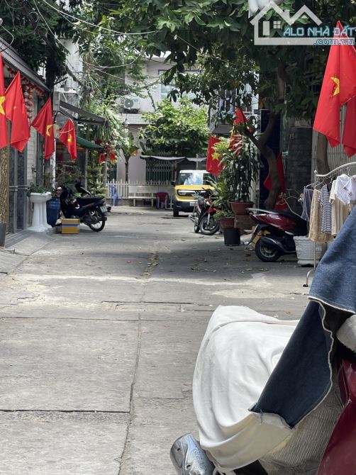 🏘🔥TÂN PHÚ UBND QUẬN TÂN PHÚ - HẺM 6M - 3 TẦNG - 84M2 - 4x21M – GIÁ CHỈ 7.99TỶ - 4