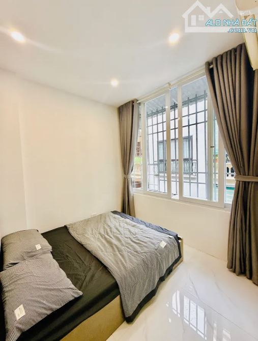 Bán căn tập thể trung tâm, giá tốt, tiện ích, nhà đẹp như khách sạn 5 sao, 2 thoáng - 4