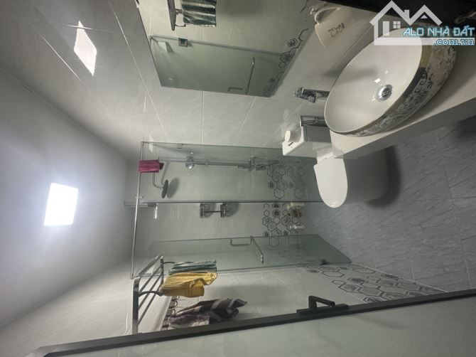 Bán nhà phố nguyễn đức cảnh 42m2 4 tầng mặt tiền 4m - Ô tô đỗ cổng - Giá 9.1 tỷ - 4