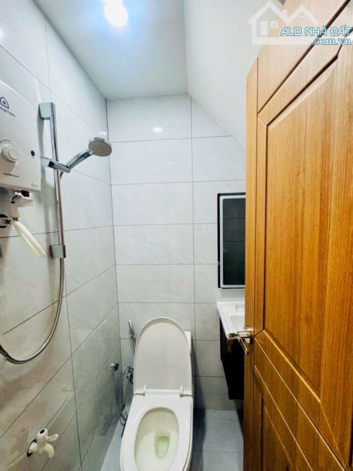 Nhà 2 Tầng Mới Gần Ngã 4 Bảy Hiền – Cách Mạng Tháng 8 – Full Nội Thất – Giá Chỉ 5.38 Tỷ - 5
