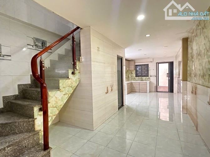 Bán nhà 2 tầng, Tân Mỹ, Quận 7. ĐH Maketing, MT hẻm thông 8m. 60m2, dài 17m - 5