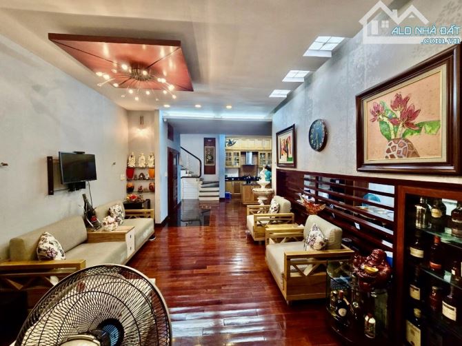 Bán nhà Kinh doanh Ô TÔ tránh LÔ GÓC phố Khuất Duy Tiến, Thanh Xuân 71m MT6,6 5 tầng - 5