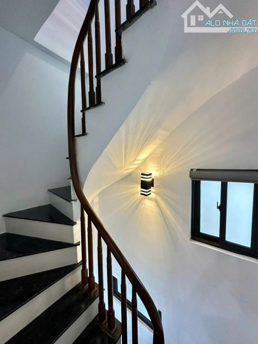 Một căn duy nhất - Nhỉnh 4 tỷ - Sát ô tô - Phố Định Công Thượng - 25 M Full nội thất. - 5