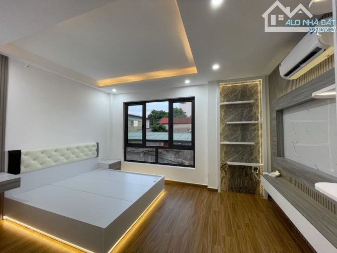 BÁN NHÀ 7 TẦNG THANG MÁY XỊN – GẦN PHỐ VŨ TÔNG PHAN – 36M² – MẶT TIỀN 4.6M – CHỈ 13 TỶ - 5