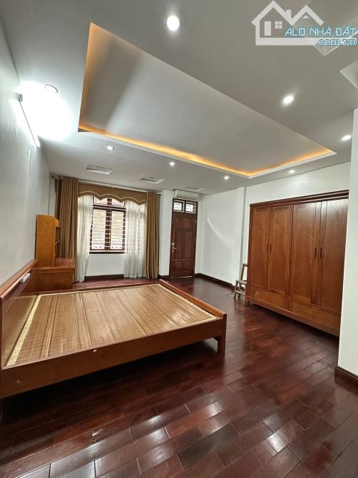 NGÔ THÌ NHẬM LA KHÊ HÀ ĐÔNG NHÀ DÂN 5 TẦNG XÂY ĐẸP 2 THOÁNG Ô TÔ ĐỖ CỬA 45m 11 TỶ - 5