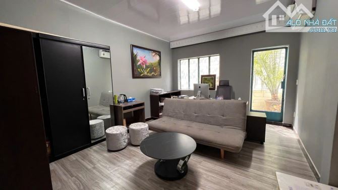 Nhà 2 mặt tiền ngay đường Trần Quang khải,Quận1,DT:4,2mx20m Nở Hậu,Giá 28 tỷ HĐT 60tr/th - 5