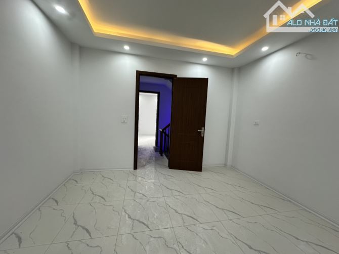 Bán nhà Liên Mạc, Bắc Từ Liêm, 35.5m2, 4 tầng, mặt tiền 4m, giá 5.3 tỷ - 5